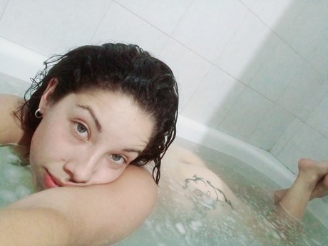 Foto di nudo di fuga di OnlyFans di Tu Frutillita 