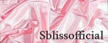 Foto di nudo di fuga di OnlyFans di S Bliss