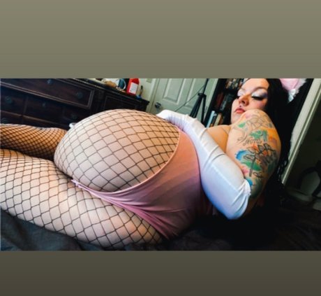 Foto di nudo di fuga di OnlyFans di Queenb
