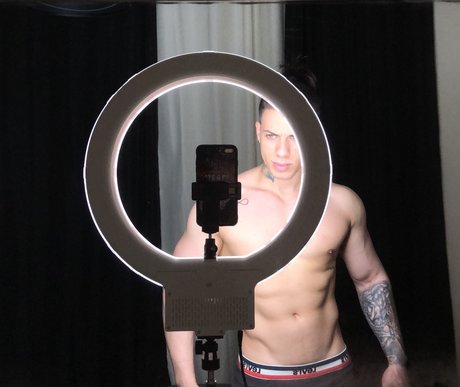 Foto di nudo di fuga di OnlyFans di Yuriandrade