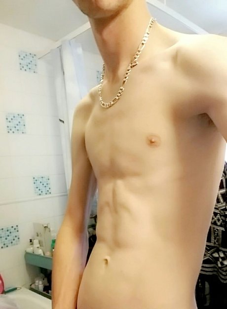 Foto di nudo di fuga di OnlyFans di Ashley Trimmer