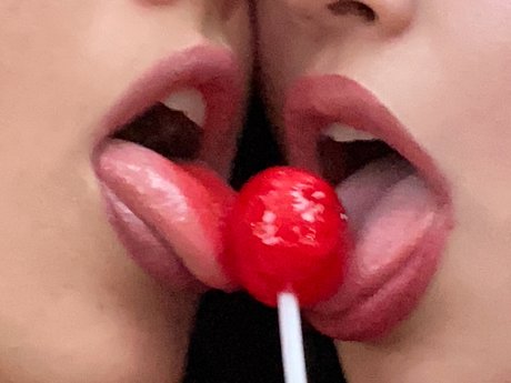 Foto di nudo di fuga di OnlyFans di  Ilangel 