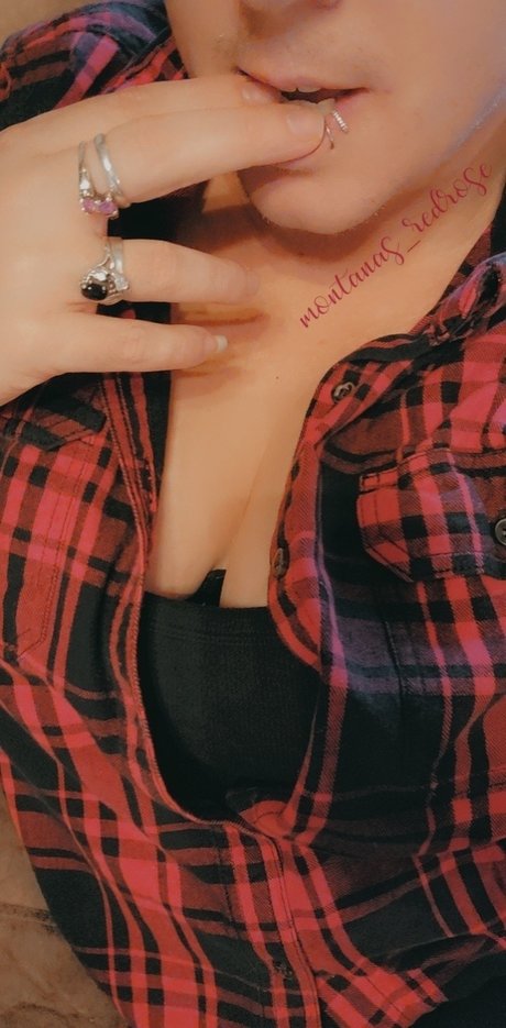 Foto di nudo di fuga di OnlyFans di Montana Rose
