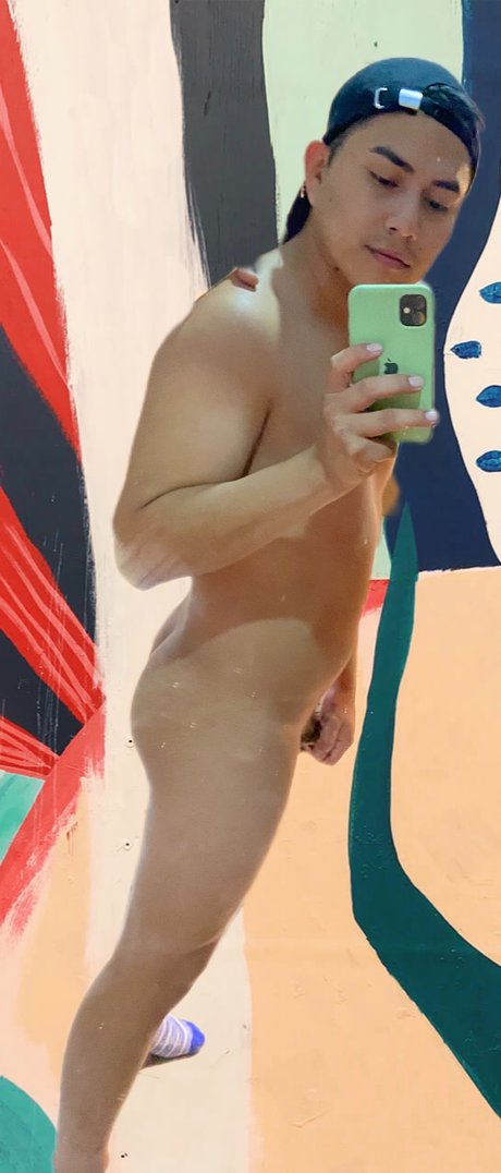 Foto di nudo di fuga di OnlyFans di Camilo