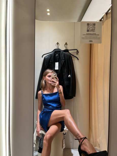 Foto di nudo di fuga di OnlyFans di Mj