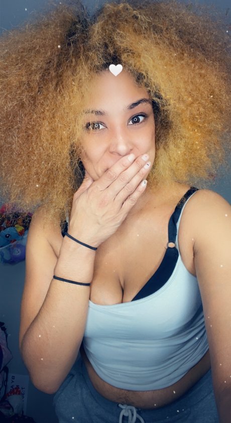 Foto di nudo di fuga di OnlyFans di Msfresh