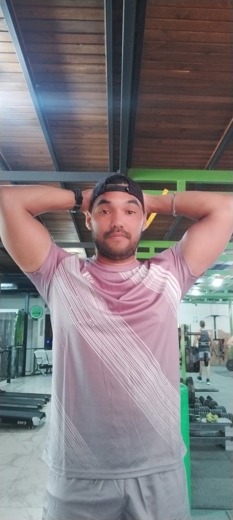 Foto di nudo di fuga di OnlyFans di Fercho