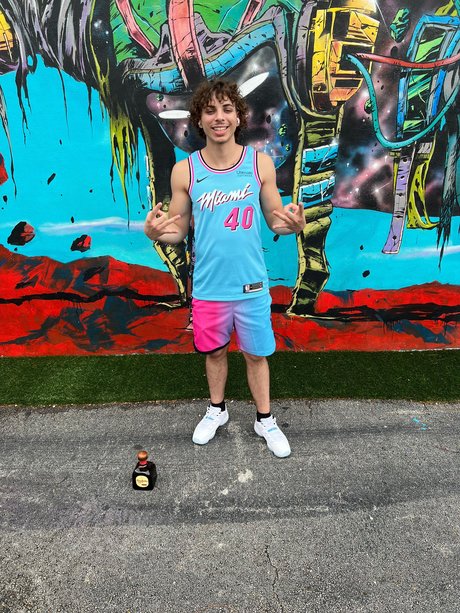 Foto di nudo di fuga di OnlyFans di Suave 