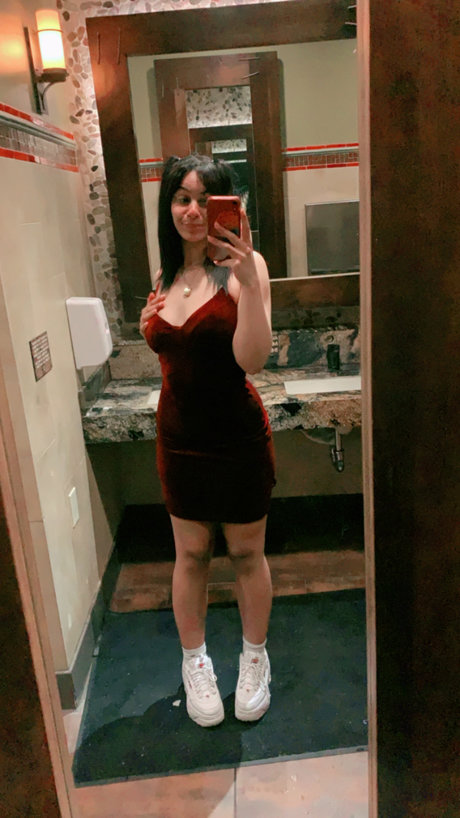 Foto di nudo di fuga di OnlyFans di Isla