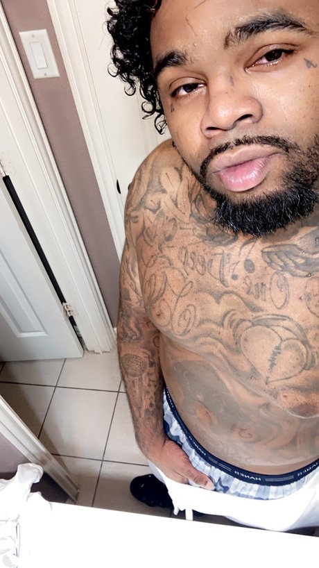 Foto di nudo di fuga di OnlyFans di Big Woods