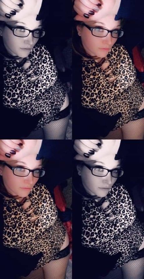 Foto di nudo di fuga di OnlyFans di Candicane