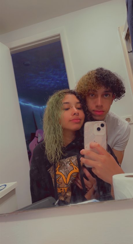 Foto di nudo di fuga di OnlyFans di Xavi And Bri