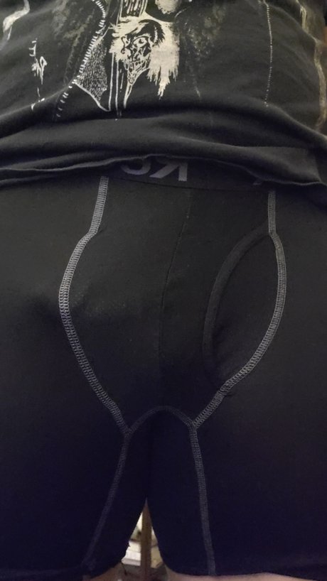 Foto di nudo di fuga di OnlyFans di Harbad