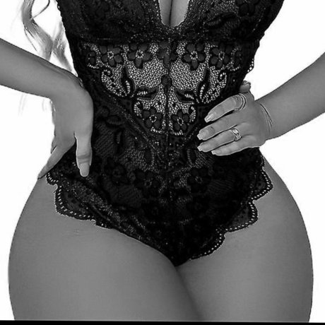 Foto di nudo di fuga di OnlyFans di Blondebombshell