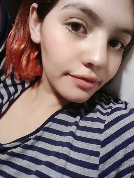 Foto di nudo di fuga di OnlyFans di Kitty
