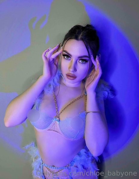 Foto di nudo di fuga di OnlyFans di Chloebabyone