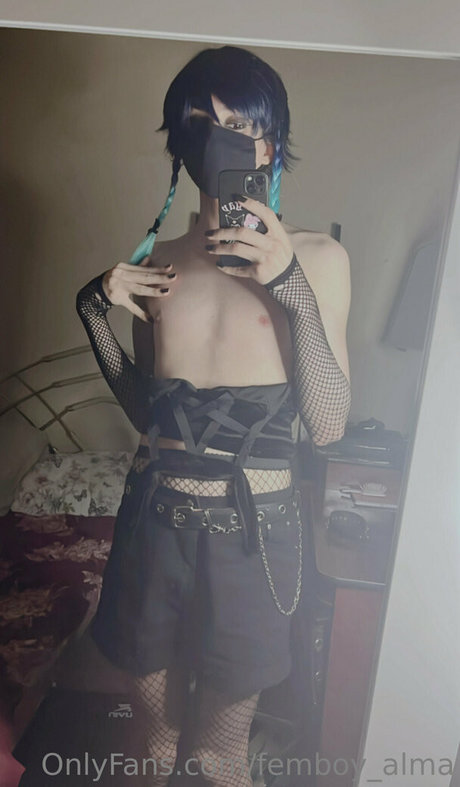 Femboy_alma