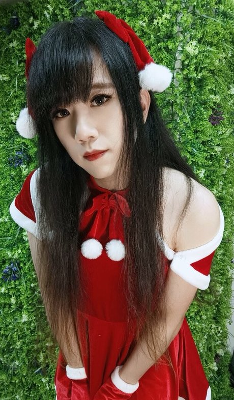 Charlotte Niya