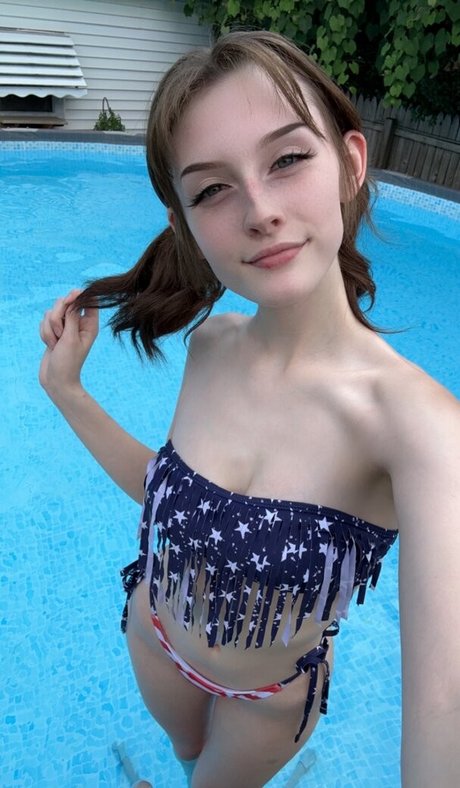 Foto di nudo di fuga di OnlyFans di Soggyalien22