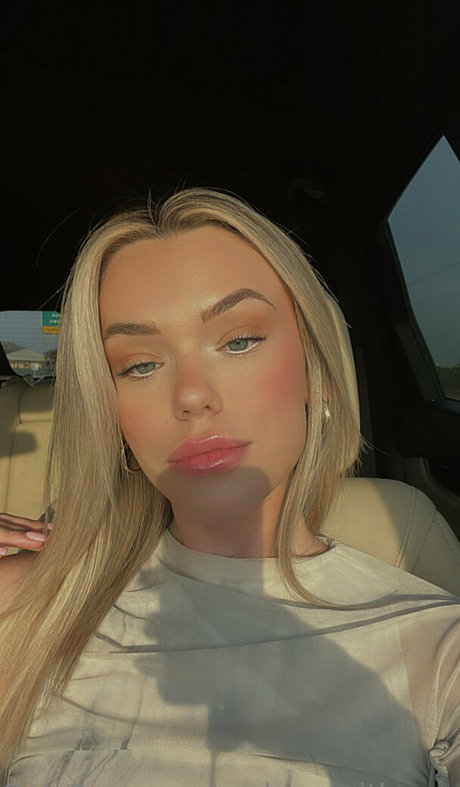 Foto di nudo di fuga di OnlyFans di Makeupwithmeredithh