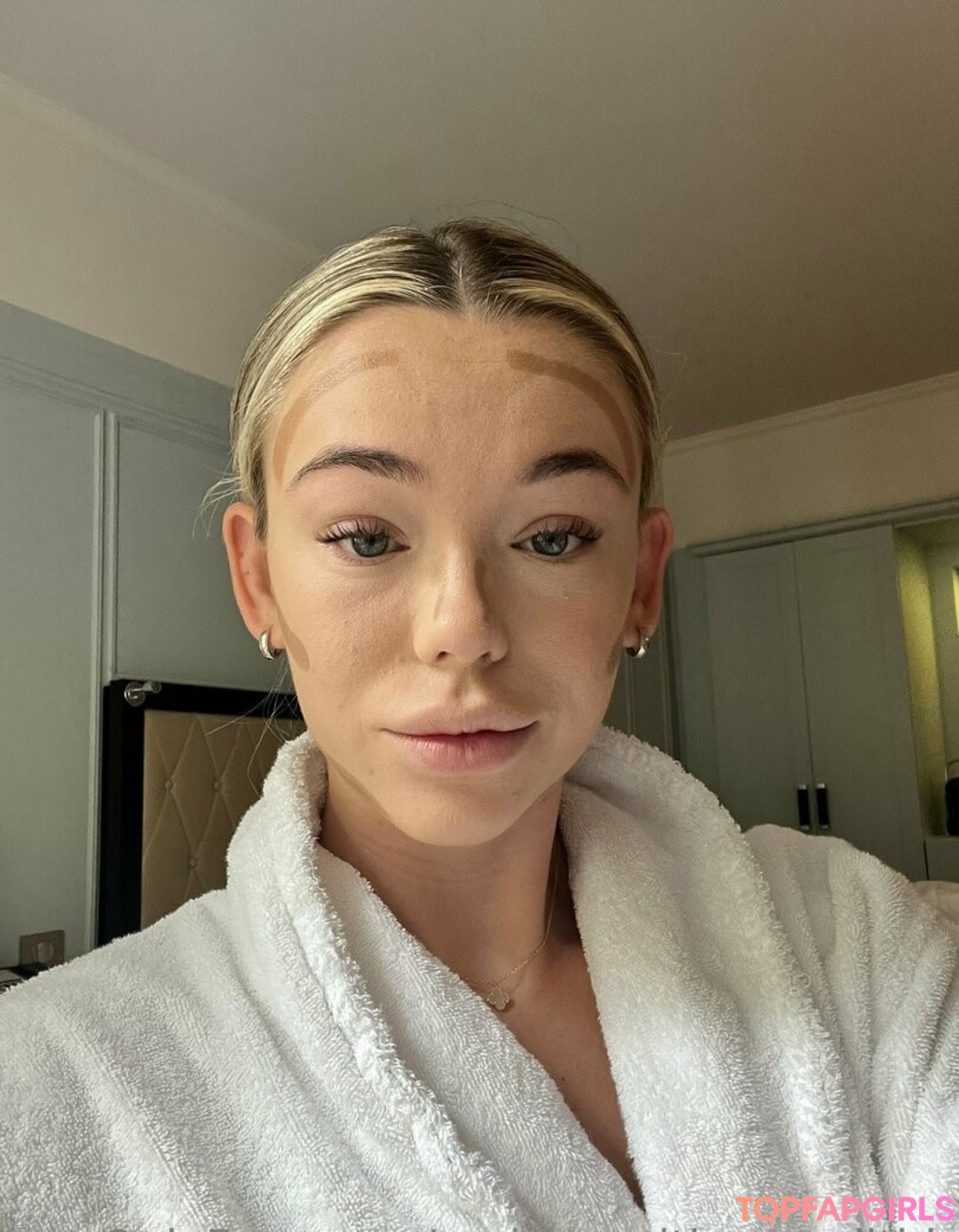 Foto di nudo di fuga di OnlyFans di Makeupwithmeredithh #90 Foto di nudo di fuga di OnlyFans di Makeupwithmeredithh #90
