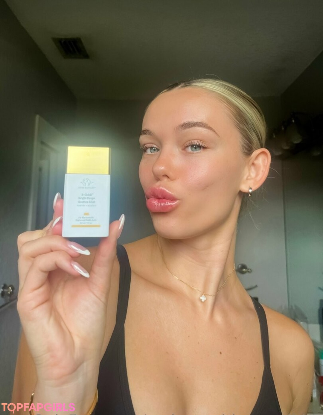 Foto di nudo di fuga di OnlyFans di Makeupwithmeredithh #96 Foto di nudo di fuga di OnlyFans di Makeupwithmeredithh #96