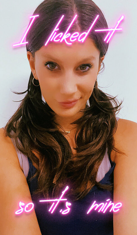 Foto di nudo di fuga di OnlyFans di Lunaolivieri
