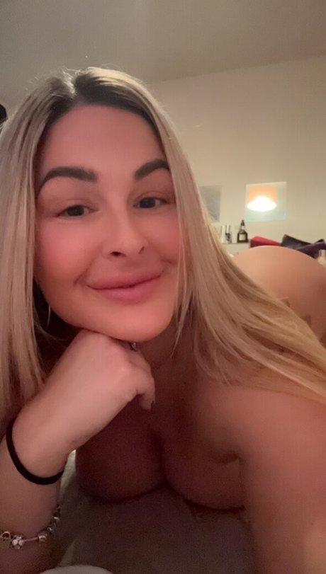 Foto di nudo di fuga di OnlyFans di Kristielou