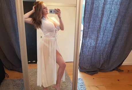 Foto di nudo di fuga di OnlyFans di Jojo Kiss