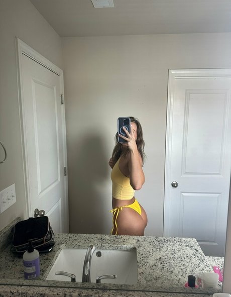 Foto di nudo di fuga di OnlyFans di Sen City
