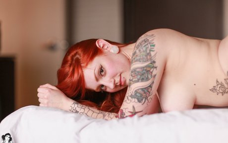Foto di nudo di fuga di OnlyFans di Adona