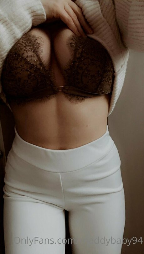 Foto di nudo di fuga di OnlyFans di Maddybaby94