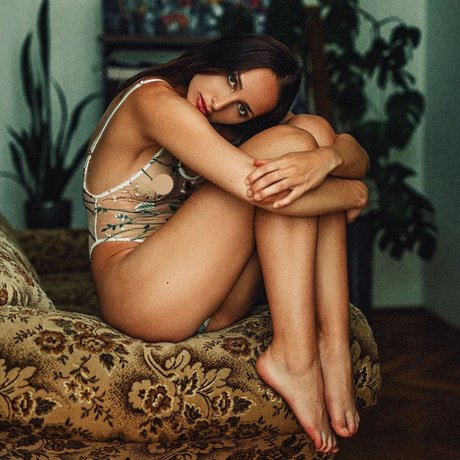 Foto di nudo di fuga di OnlyFans di Paula Szenejko