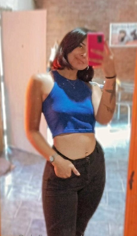 Foto di nudo di fuga di OnlyFans di Rosecamxxx
