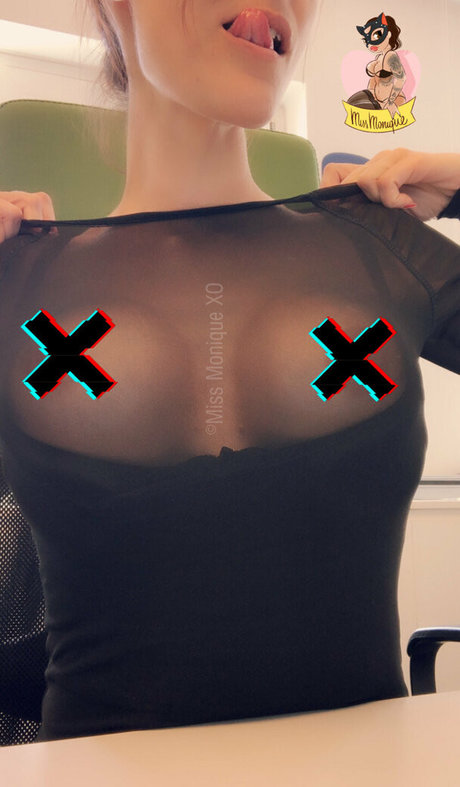 Foto di nudo di fuga di OnlyFans di Missmoniquexofree
