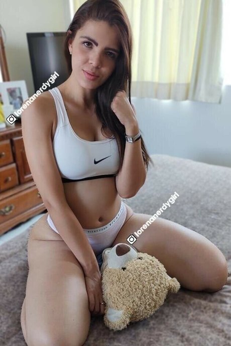 Lorenanerdygirl