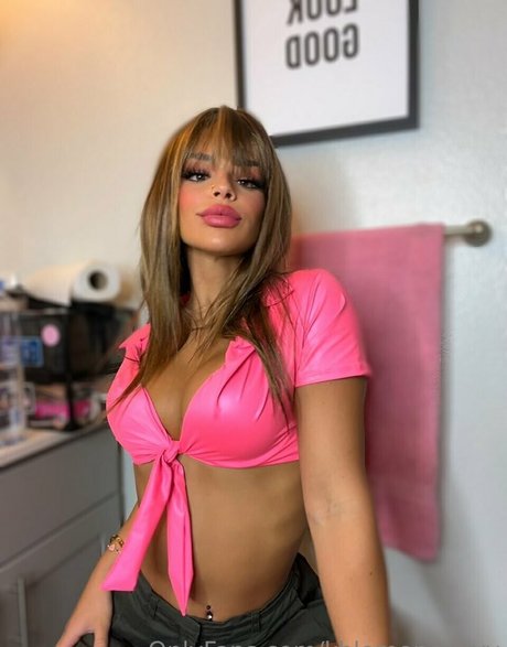 Foto di nudo di fuga di OnlyFans di Chloe Swain