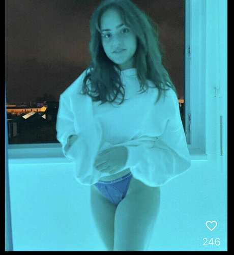 Foto di nudo di fuga di OnlyFans di Charlotte Haffner