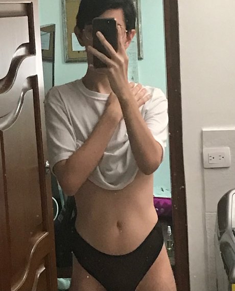 Foto di nudo di fuga di OnlyFans di Jos Daniel Cossio A