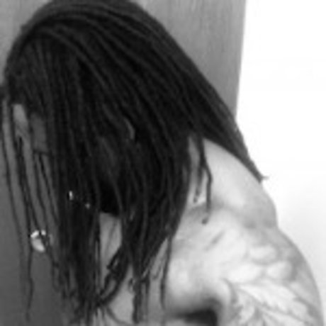 Foto di nudo di fuga di OnlyFans di Marq Shadows