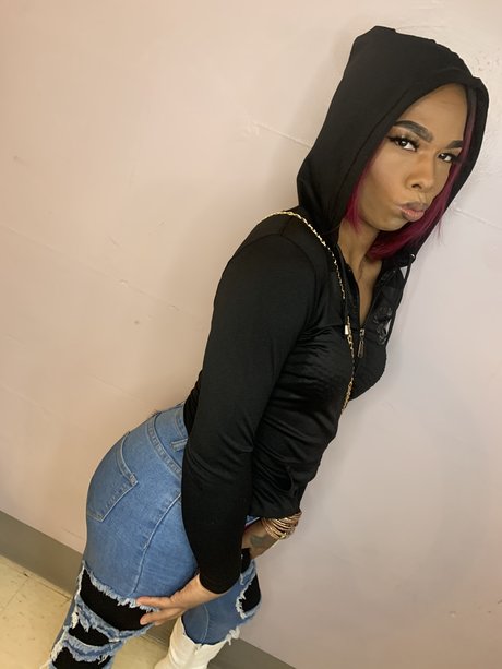 Queensavage