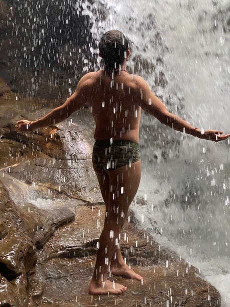 Foto di nudo di fuga di OnlyFans di Giovanni P
