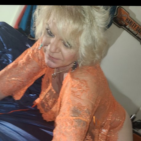 Foto di nudo di fuga di OnlyFans di Naughty Dana