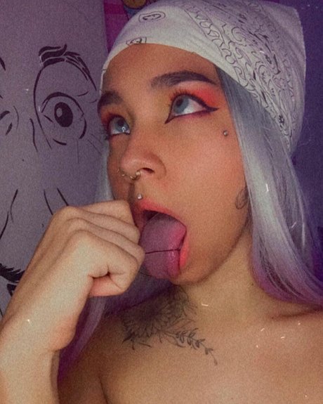 M I S S T E F H