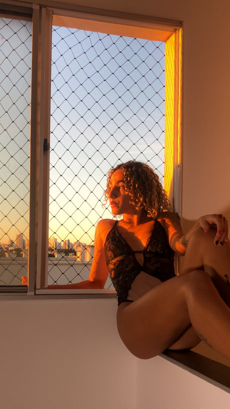 Foto di nudo di fuga di OnlyFans di Andressa