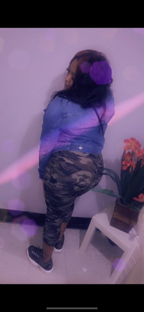 Foto di nudo di fuga di OnlyFans di Ree