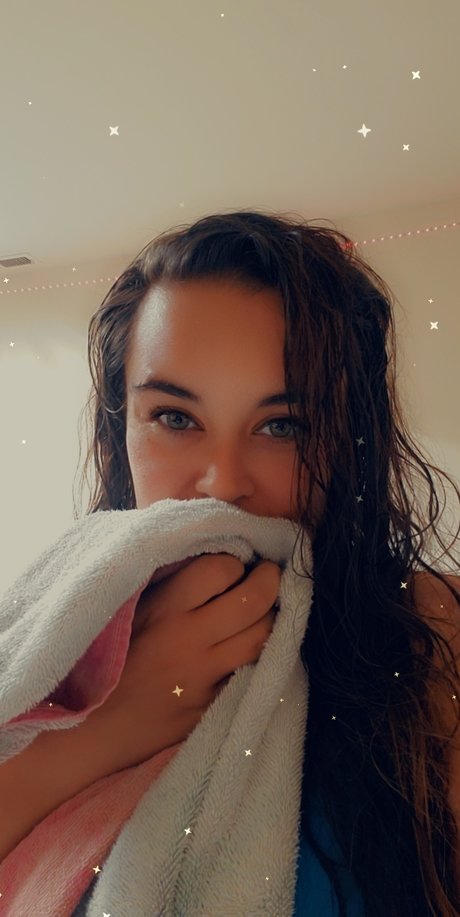 Foto di nudo di fuga di OnlyFans di Angie Anarchy