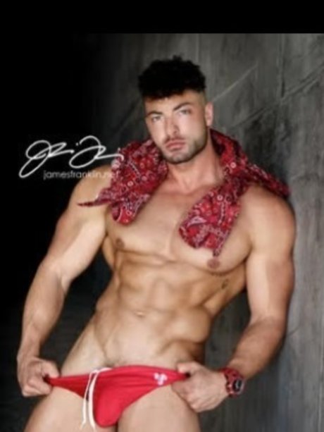 Foto di nudo di fuga di OnlyFans di Lucca Mazzi