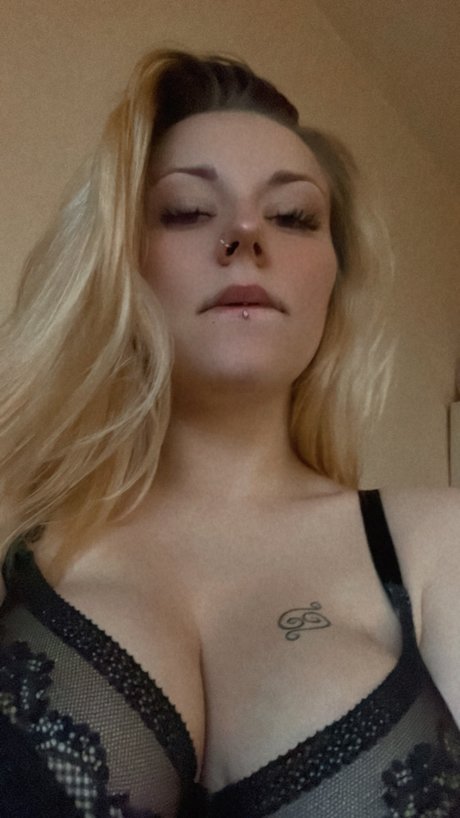 Lauravinora