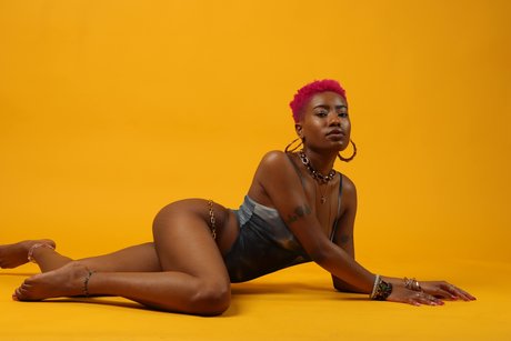 Seductress